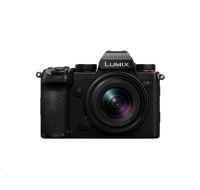 Panasonic Lumix S5D + 18-40 mm